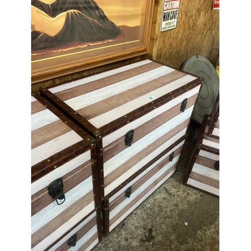 Lot 25        