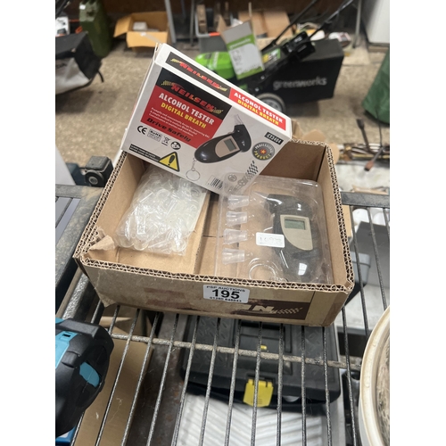 195 - H109 alcohol tester