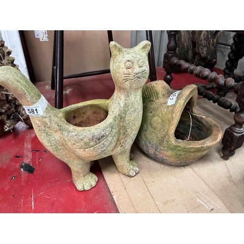 581 - cat and fish garden ornaments