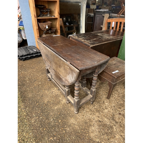 622 - drop leaf table