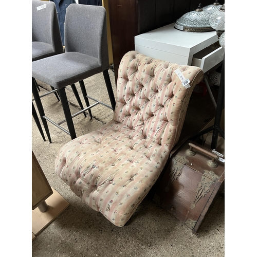 396 - pink bedroom chair for restoration