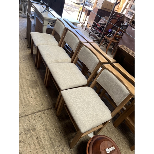 495 - x 4 new chairs