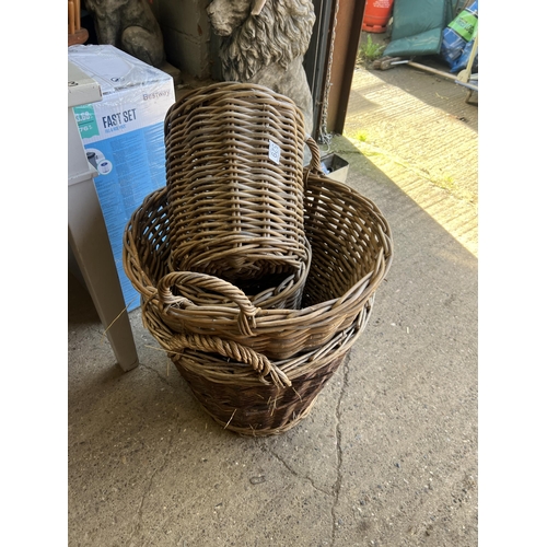 529 - x 4 cane baskets