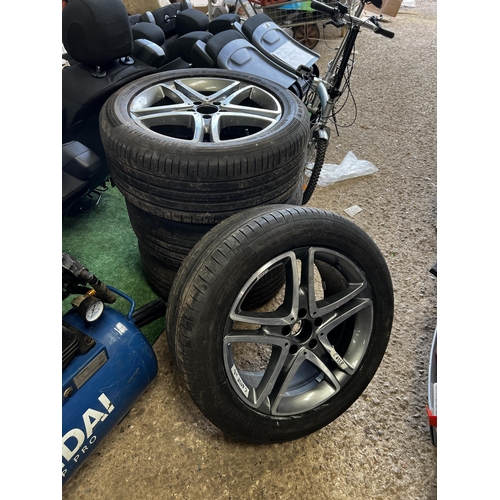 x 4 wheels