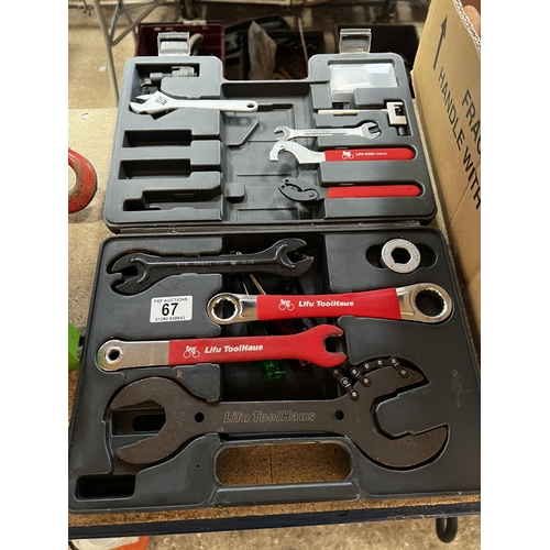 67 - Lifu tool case