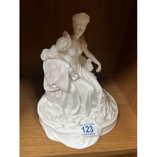 123 - RG143 Porcelain figure