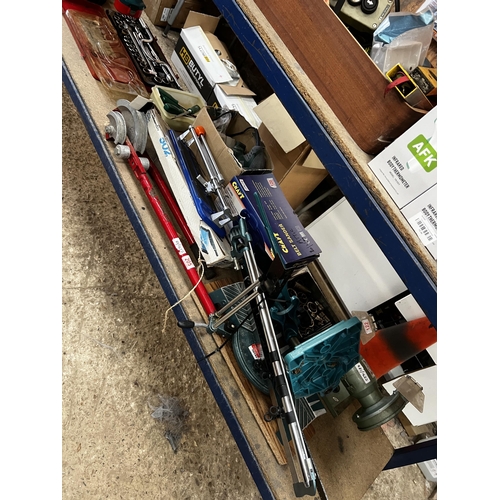 205 - mixed lot mitre saw  guillotine etc