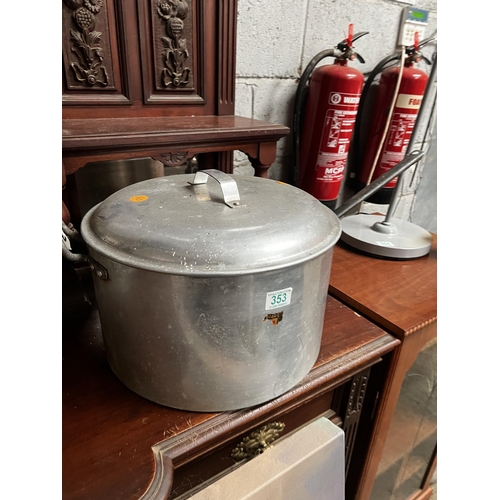 353 - large cooking pot