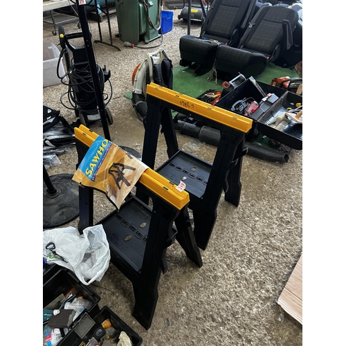 319 - x 2 plastic sawhorse