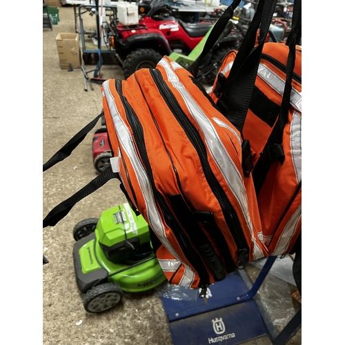 84 - new carrier / transportation bag new