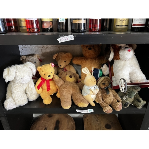 217 - qty teddies etc