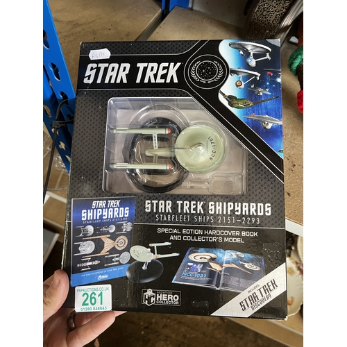 261 - 175 Star Trek shipyaards