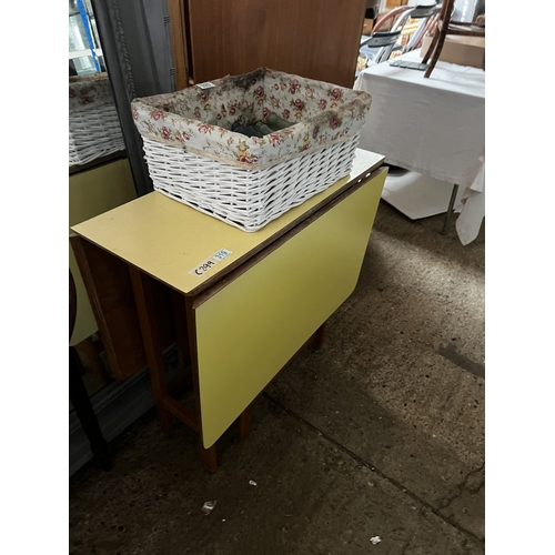 319 - vintage formica kitchen table