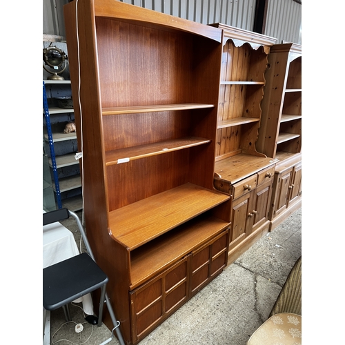 368 - wall unit