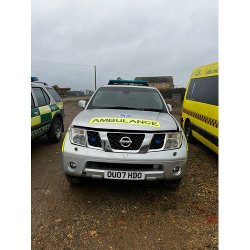 1 - Nissan pathfinder OU07HDO DEISEL SOLD AS SEEN has green slip in owners name but a sale of reciept wi... 