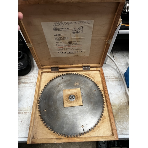 245 - 9      boxed circular saw blade -gomex Swedish