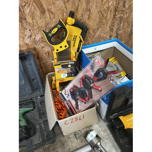 44 - box of saws etc