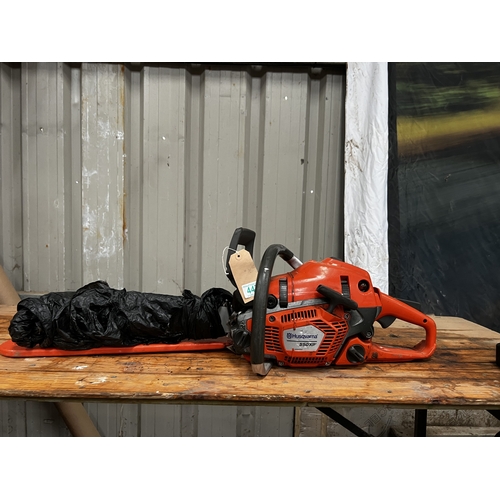 447 - Husqvarna chainsaw 550