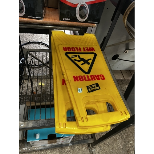 481 - pair wet floor signs