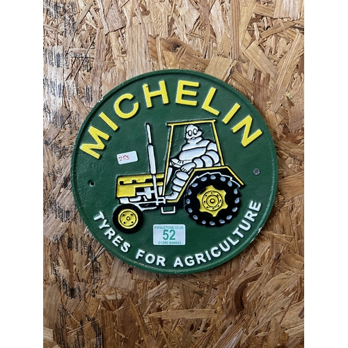 52 - 253      Michelin sign