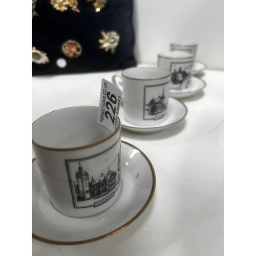 226 - x 4 cups/saucers