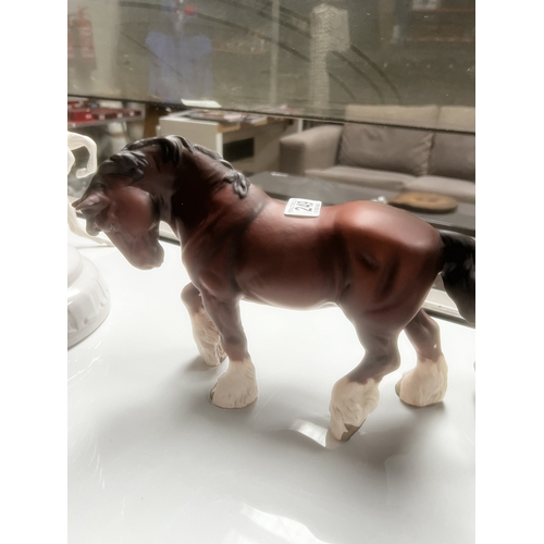 249 - beswick horse