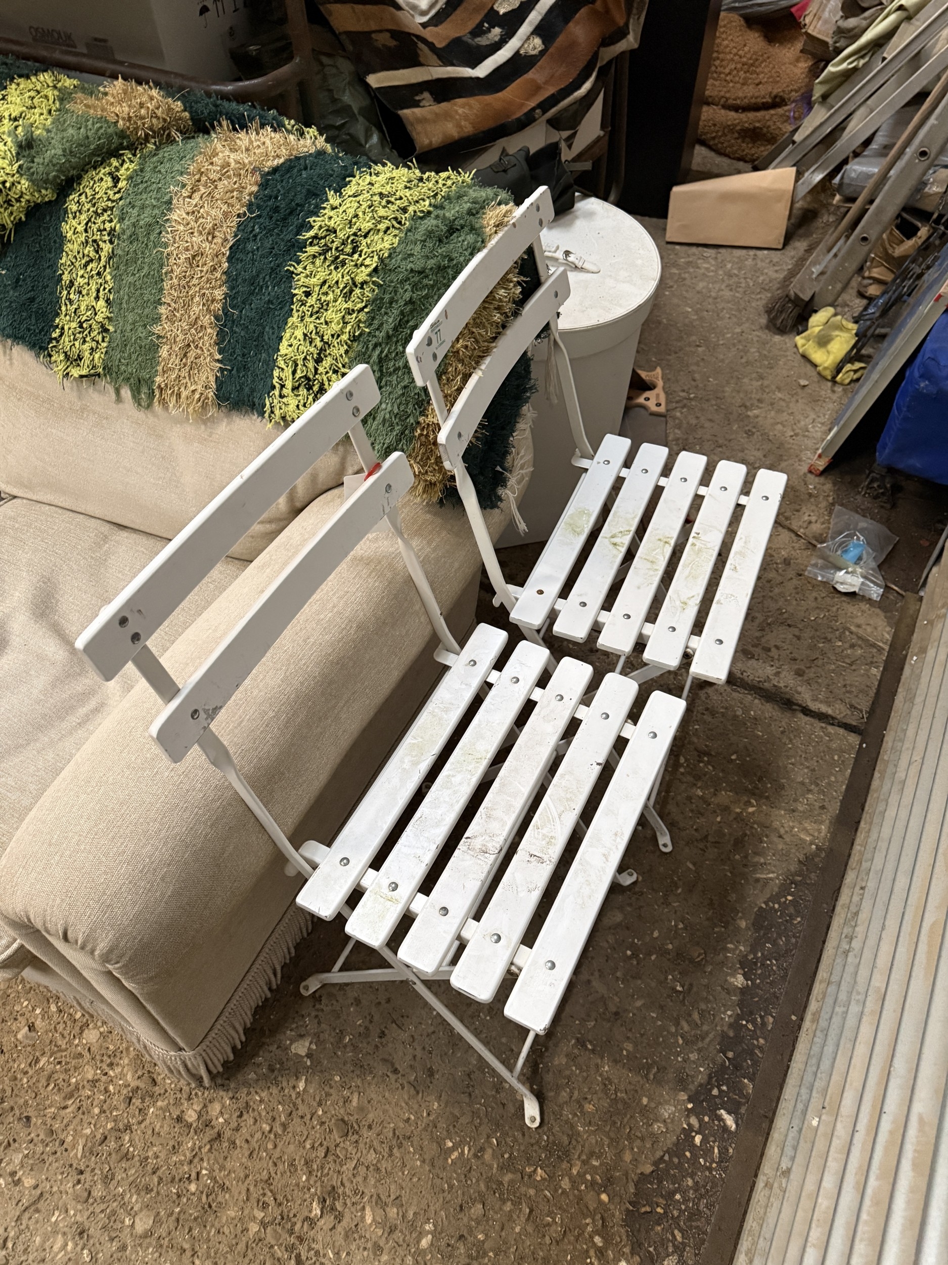 x 2 slatted garden seats