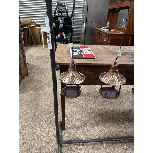 112 - hanging bird feeder