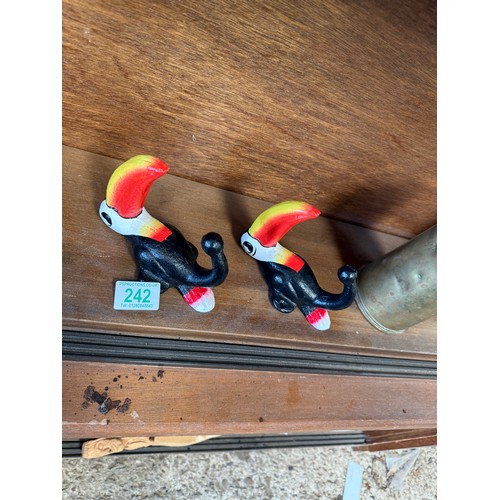 242 - x 2 metal tucan coat hooks