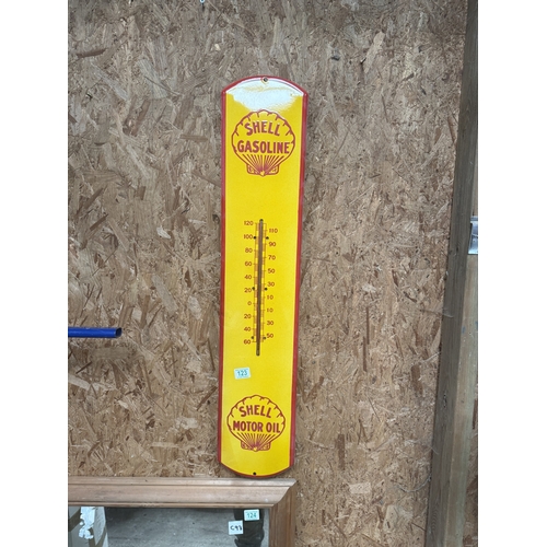 Lot 123       