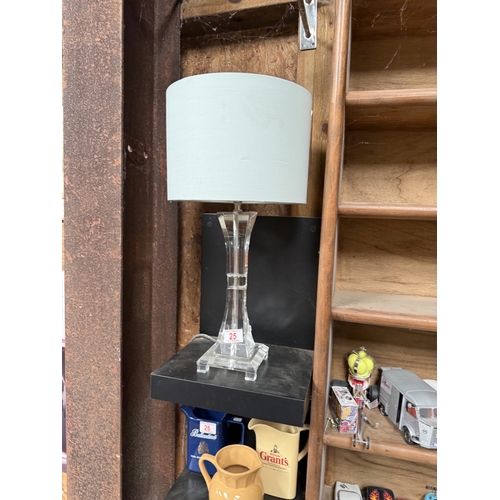 Lot 25        