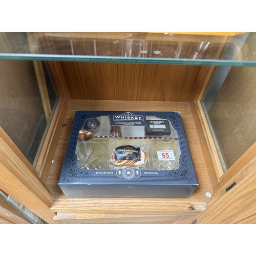 65 - whisky gift set