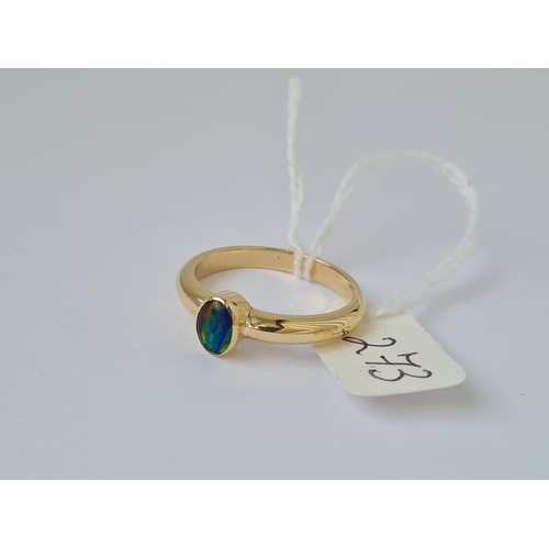 273 - An opal single stone ring in 9ct size T 4.4g