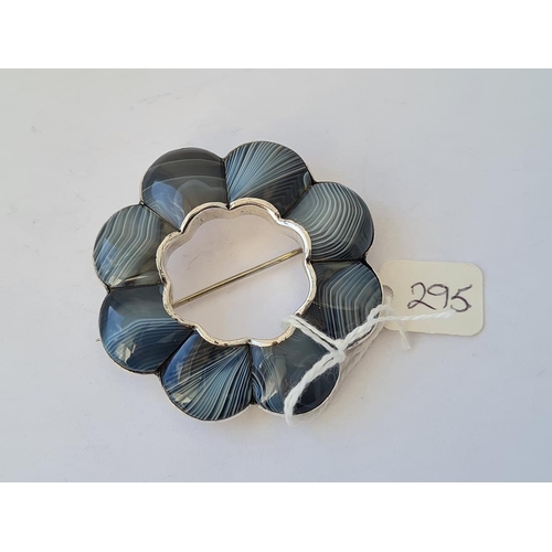 Lot 295       