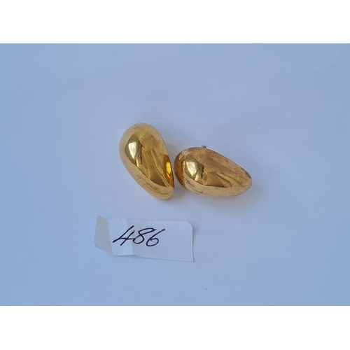 486 - A pair of 9ct dome shaped earrings 3g