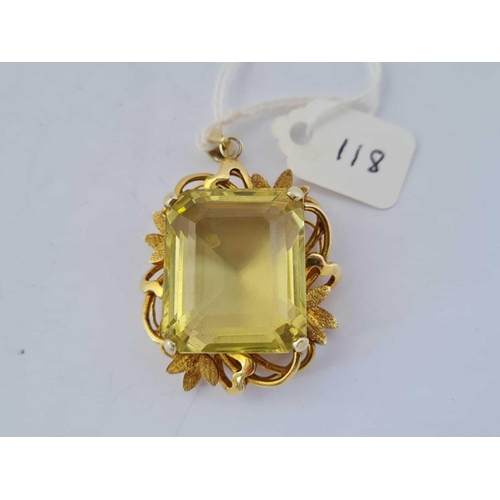118 - A VINTAGE PENDANT SET WITH A LARGE CITRINE IN 14CT GOLD TOTAL LENGTH 45 MM - 28.6 GMS