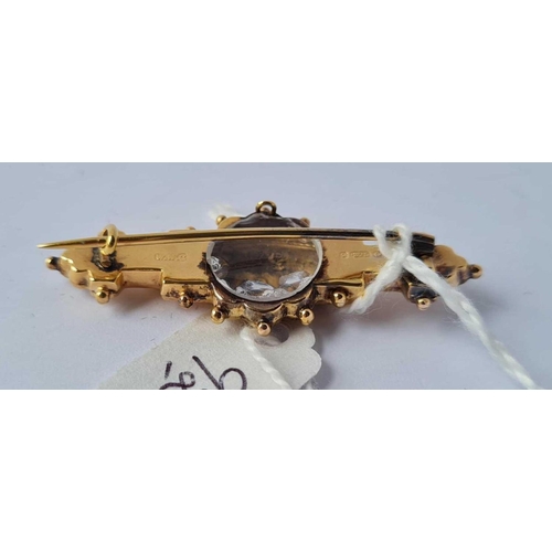 92 - A Victorian sapphire and diamond set brooch in 9ct 4.5g