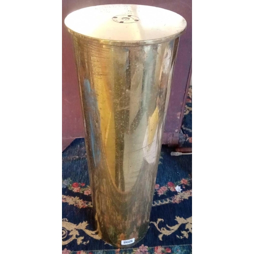 1098 - A heavy brass shell case dated 1968 20 inches high