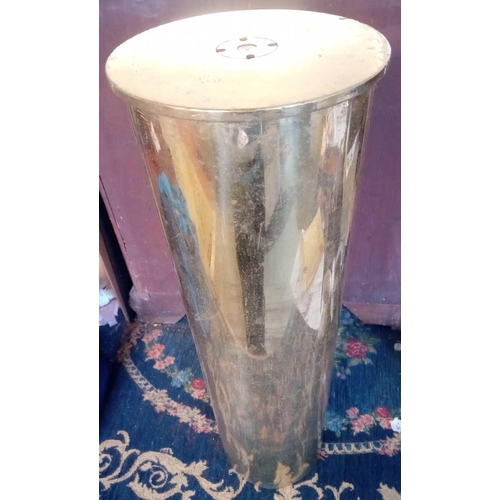 1099 - A heavy brass shell case dated 1968 20 inches high