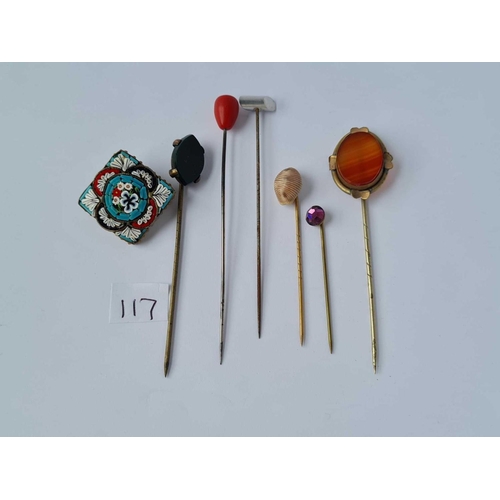 117 - Bag containing vintage stick pins and a Millefiori brooch