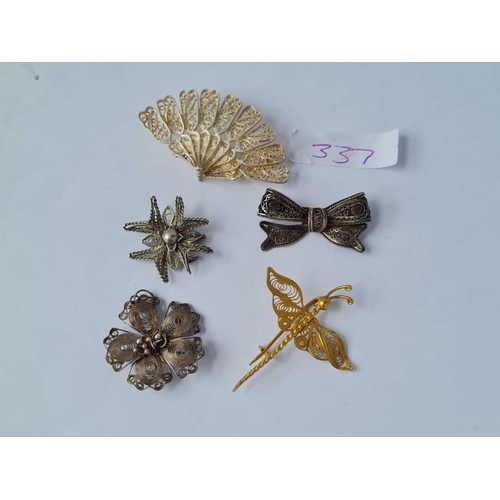 337 - Five filagree brooches