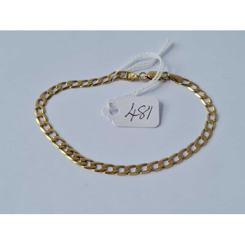 481 - A flat link 9ct bracelet 3.9g