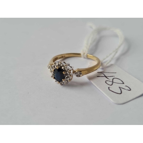 483 - An attractive sapphire & diamond cluster ring in 9ct 1.6g inc