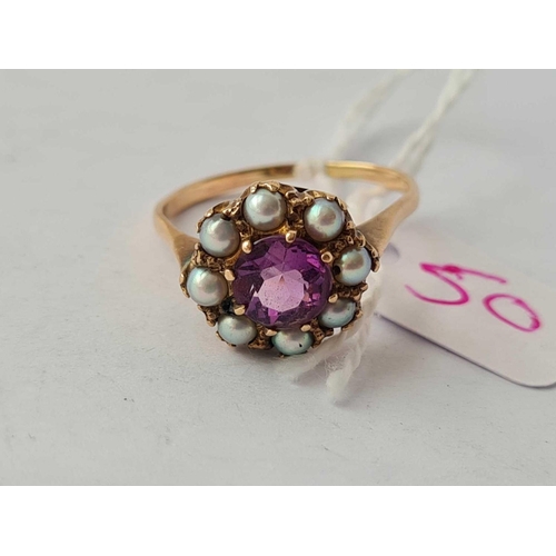 501 - A pearl and amethyst cluster ring 9ct size U - 4 gms