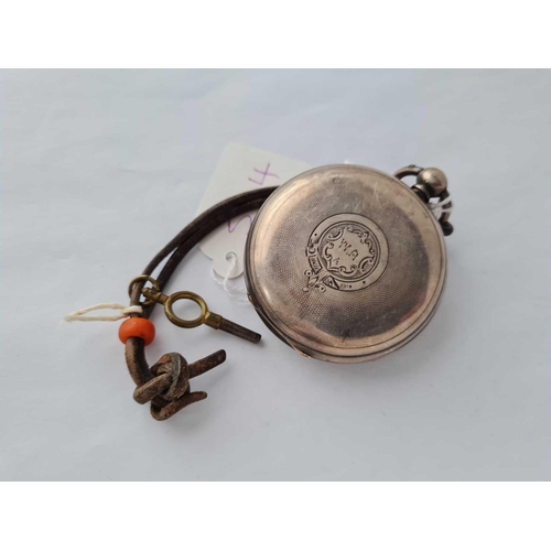 564 - A gents good cased silver pocket watch with seconds dial and key