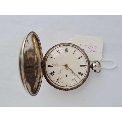 632 - A good gents silver hunter pocket watch with seconds dial no hands