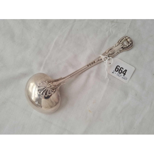 664 - A heavy William IV kings pattern sauce ladle - London 1835 by W.E. - 85 g.