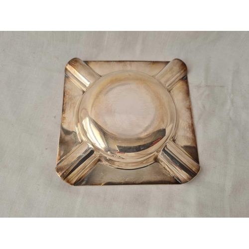 679 - A square ashtray - 4.25