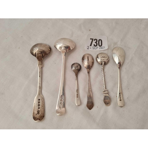 730 - Six Georgian and later cruet spoons - 52 g.