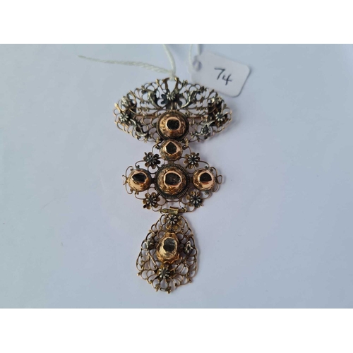 74 - GEORGIAN 18TH CENTURY HIGH CARAT GOLD BROOCH PENDANT SET WITH ROSE DIAMONDS, LENGTH 70MM X  WIDTH 40... 